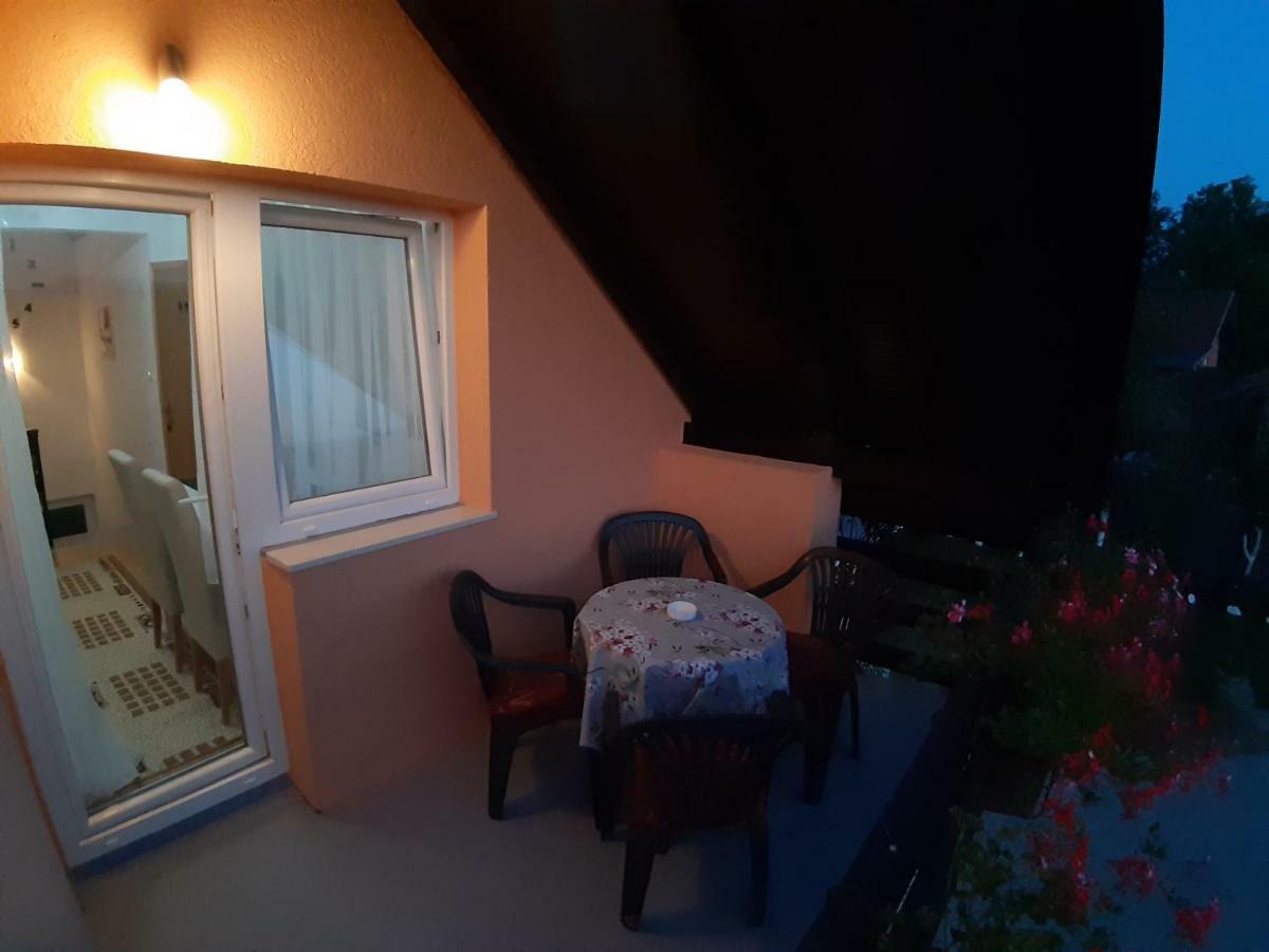 Ferienwohnung House Jelena&Marija Rakovica Exterior foto